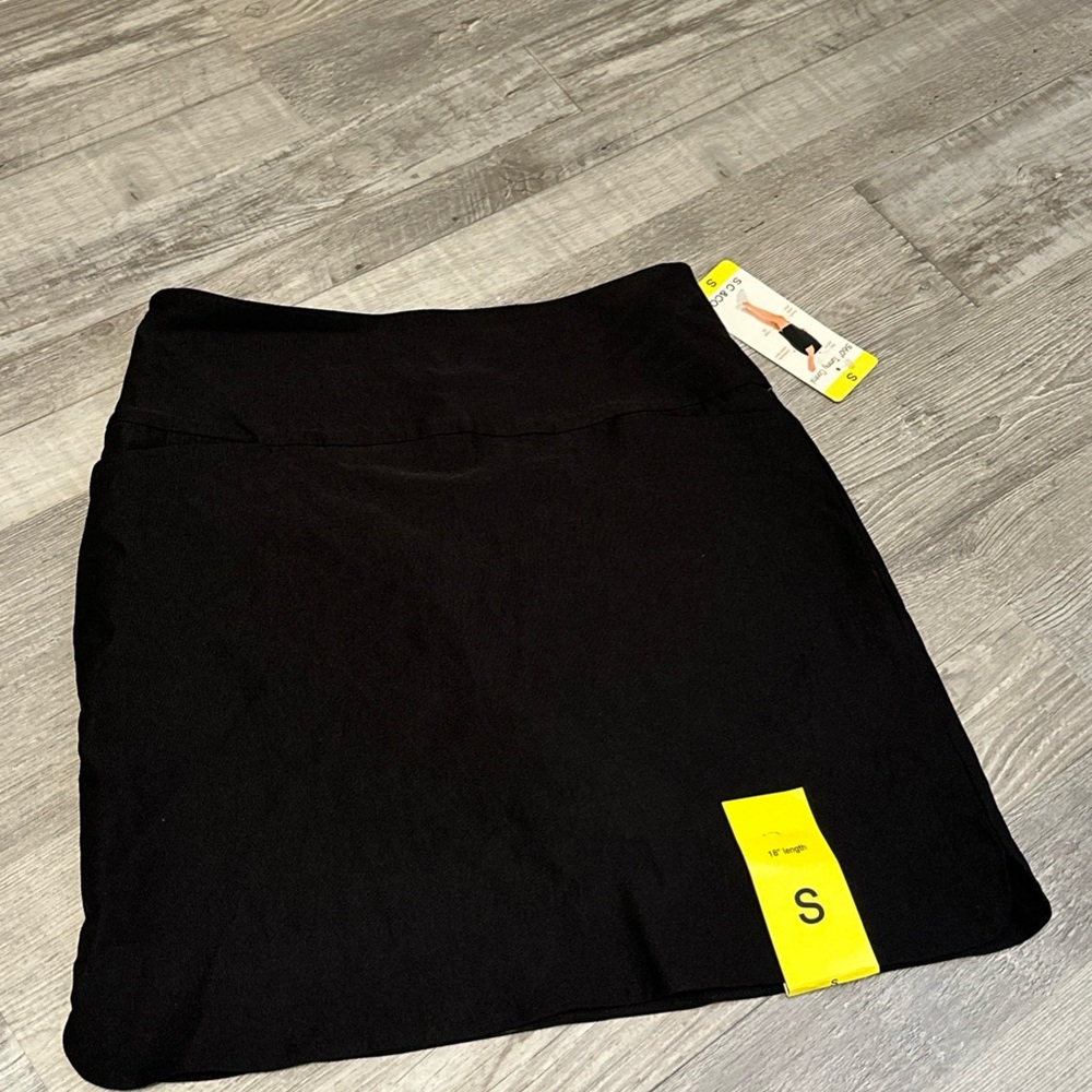 SC & Co Skort Skirt Womens Small Pull On Tummy Control
Stretch Pockets 18" Golf